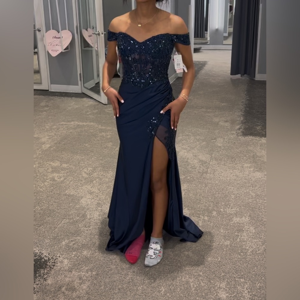 Elegant Navy Blue Prom Dress